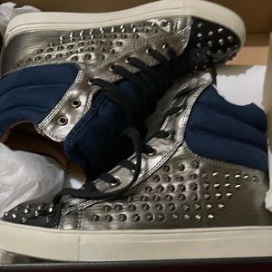 Spiked sneaker women 8